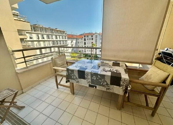 Appartement à vendre    3 pièces • 62,65 m2 Nice