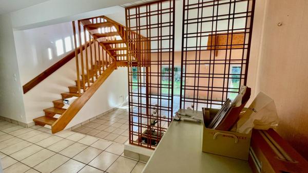 A VENDRE - 44370 VARADES -  MAISON 11 PIECES