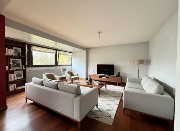 A VENDRE DANS UNE RESIDENCE DE STANDING AVEC ASCENSEUR APPARTEMENT DE 106m²