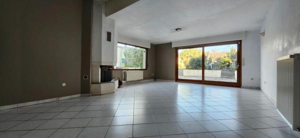Maison de 186 m² - 5 chambres - jardin - hangar de 45 m²