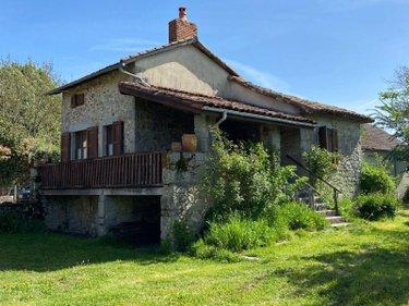 Maison à vendre à Glénat dans le Cantal (15150), ref : 15061-56