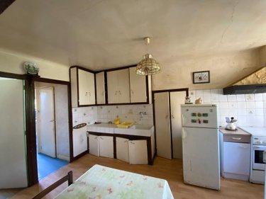 Maison à vendre à Glénat dans le Cantal (15150), ref : 15061-56