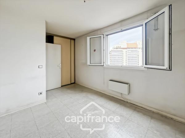 Appartement à vendre 3 pièces TOULON (83) - La Rode - Le Toucan - 10ème étage