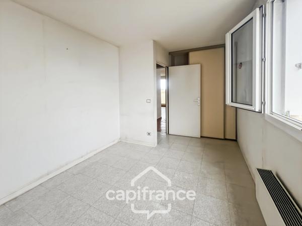 Appartement à vendre 3 pièces TOULON (83) - La Rode - Le Toucan - 10ème étage
