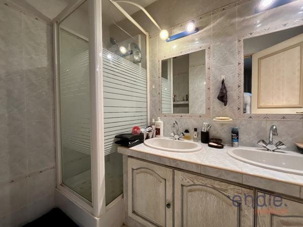 maison de 5 pièces (130 m²) à VELLOREILLE LES CHOYE