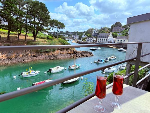 Spacieuse maison entièrement rénovée – entre bourg et plages à Clohars-Carnoët