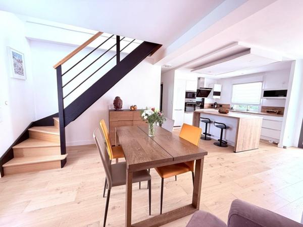 Spacieuse maison entièrement rénovée – entre bourg et plages à Clohars-Carnoët