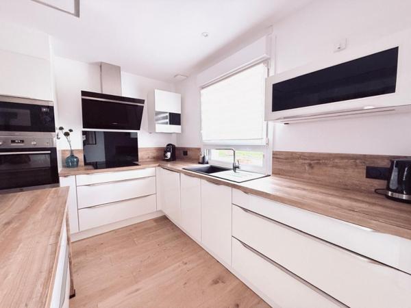 Spacieuse maison entièrement rénovée – entre bourg et plages à Clohars-Carnoët