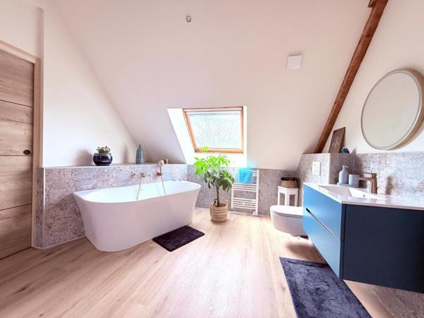 Spacieuse maison entièrement rénovée – entre bourg et plages à Clohars-Carnoët