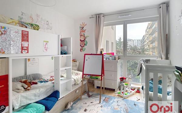 Appartement à vendre    4 pièces • 87,12 m2 Issy-les-Moulineaux