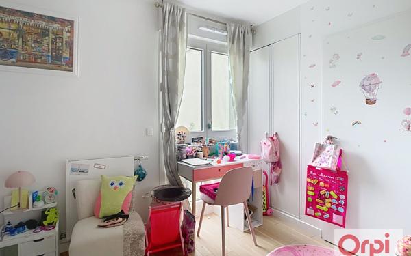 Appartement à vendre    4 pièces • 87,12 m2 Issy-les-Moulineaux