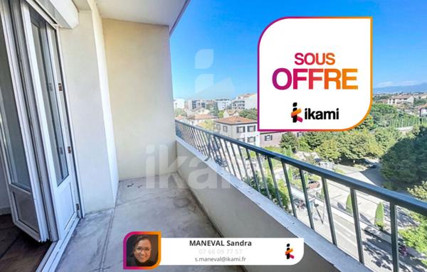 Appartement avec balcon et vue !