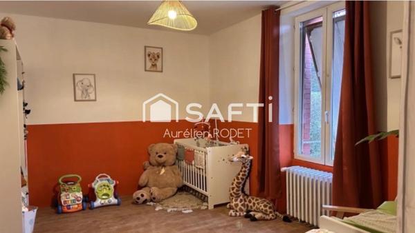 Maison de caractère 4 chambres.