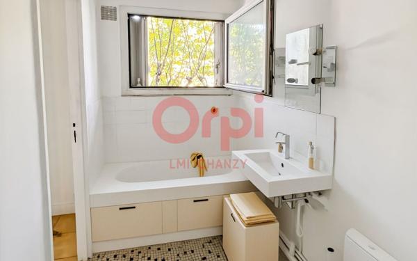 Appartement à vendre    1 pièce • 32,05 m2 Les Pavillons-sous-Bois