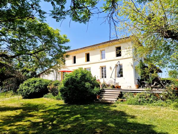 Maison de campagne avec grand terrain