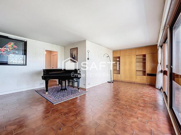 EXCLUSIVITE - Appartement avec de beaux volumes - Proche de toutes commodités