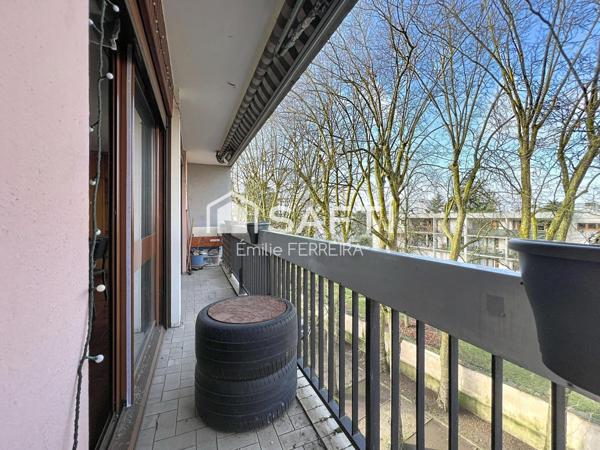 EXCLUSIVITE - Appartement avec de beaux volumes - Proche de toutes commodités