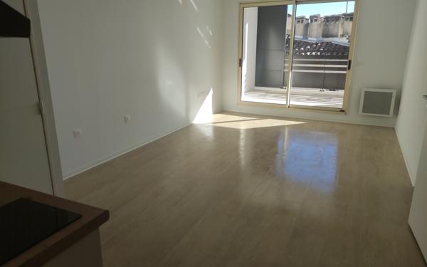 Appartement à louer    2 pièces •  Nîmes