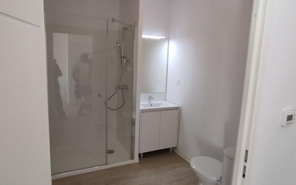 Appartement à louer    2 pièces •  Nîmes