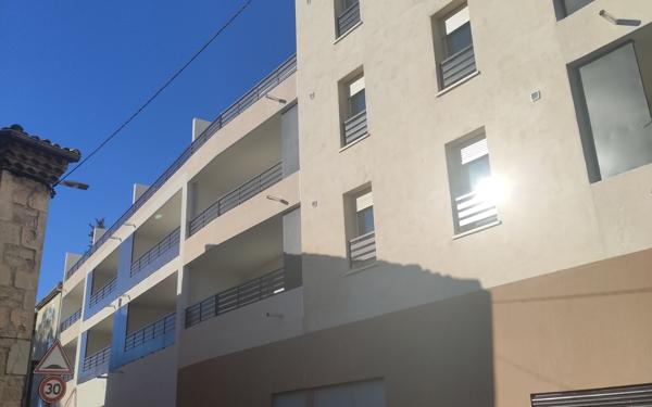 Appartement à louer    2 pièces •  Nîmes