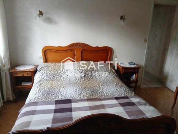 Situation idéale pour cette maison à Trélazé.