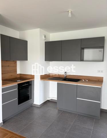 Location Appartement 3 pièces 70.8 m² - Rueil-malmaison 92500
