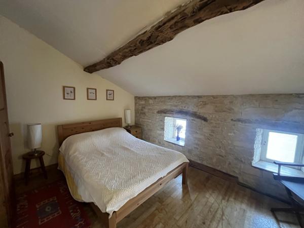 Maison spacieuse à l'orée d'un village