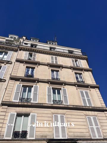 Appartement 3 pièces au pied du Sacré Cœur en Montmartre (75018)