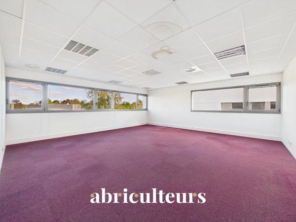 Bureaux lumineux et climatisés en vente à Chartres ZAC du parc d'Archevilliers 28000