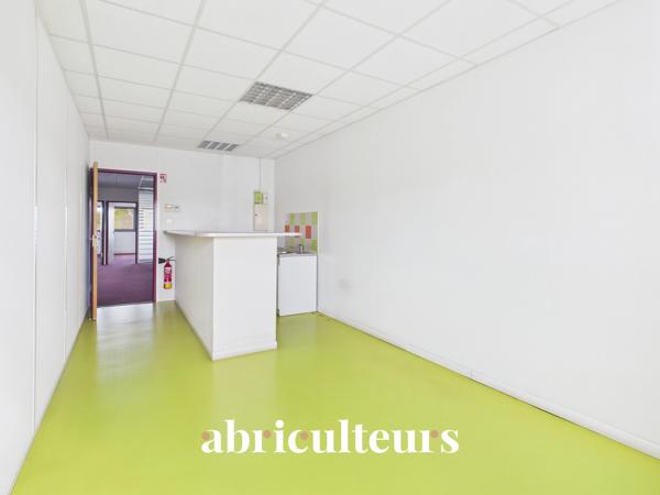 Bureaux lumineux et climatisés en vente à Chartres ZAC du parc d'Archevilliers 28000