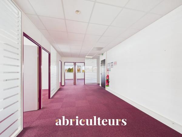 Bureaux lumineux et climatisés en vente à Chartres ZAC du parc d'Archevilliers 28000