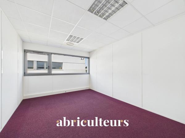 Bureaux lumineux et climatisés en vente à Chartres ZAC du parc d'Archevilliers 28000
