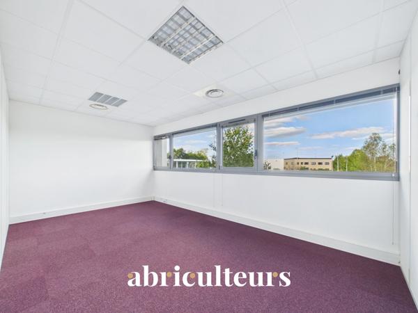 Bureaux lumineux et climatisés en vente à Chartres ZAC du parc d'Archevilliers 28000