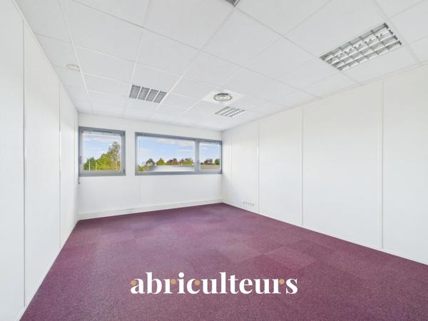 Bureaux lumineux et climatisés en vente à Chartres ZAC du parc d'Archevilliers 28000
