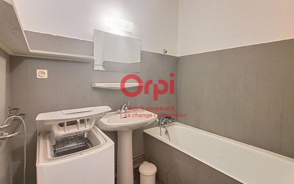 Appartement à louer    1 pièce • 27,28 m2 Vernet-les-Bains