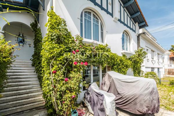 Le Bouscat – Parc Bordelais – Maison de caractère de 185m² – 5 chambres – piscine