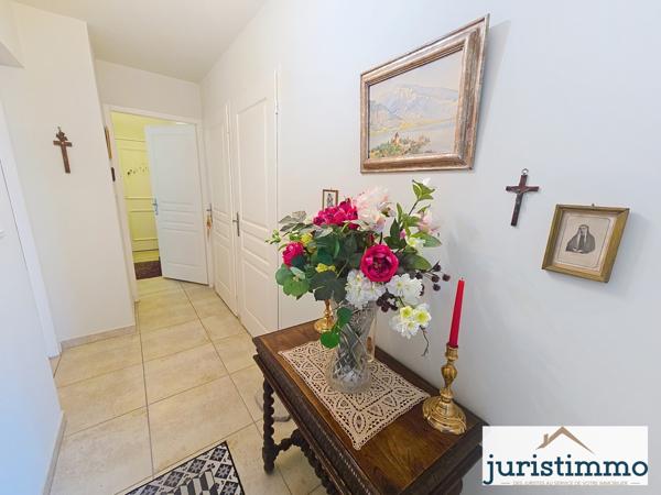 Orange (84100) Opportunité à Orange : Appartement de standing avec ascenseur, situé au 3? étage de la résidence sécurisée Sul