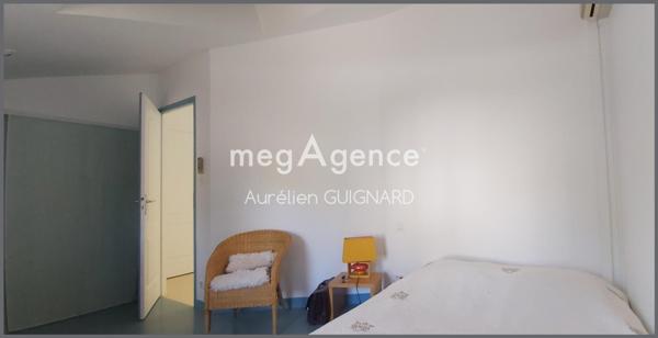 Maison à Bressuire, 79300 - 12 pièces 217m²
