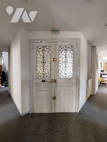 À VENDRE - RENNES CENTRE-VILLE (35)  - Ensemble de bureaux  de 190 m²au 2 étage d'un immeuble s...