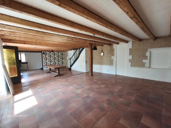 Maison Ancienne T4 avec cour