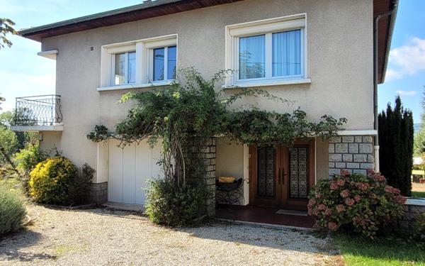 Maison à vendre    4 pièces • 110,96 m2 Saint-Chamond