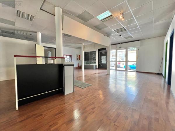 Local commercial à vendre à Le Tampon à la Réunion (97430), ref : 35631