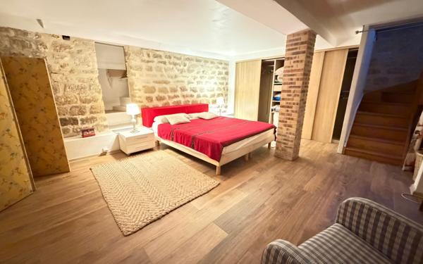 Maison à vendre    4 pièces • 93,35 m2 Saint-Maur-des-Fossés