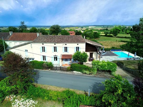 Belle maison avec piscine chauffée - proche Eymet