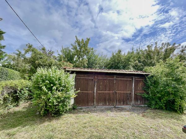 Belle maison avec piscine chauffée - proche Eymet
