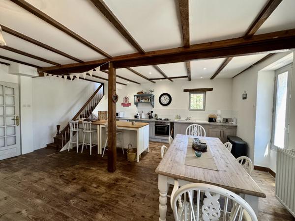 Belle maison avec piscine chauffée - proche Eymet