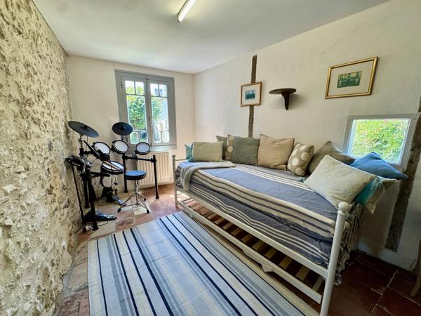 Belle maison avec piscine chauffée - proche Eymet