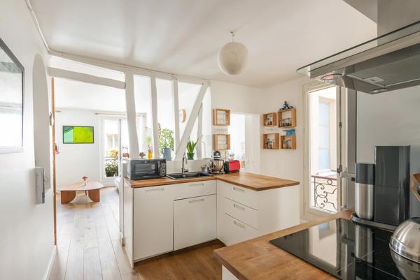 Appartement Paris 18 e - ABBESSES / LEPIC