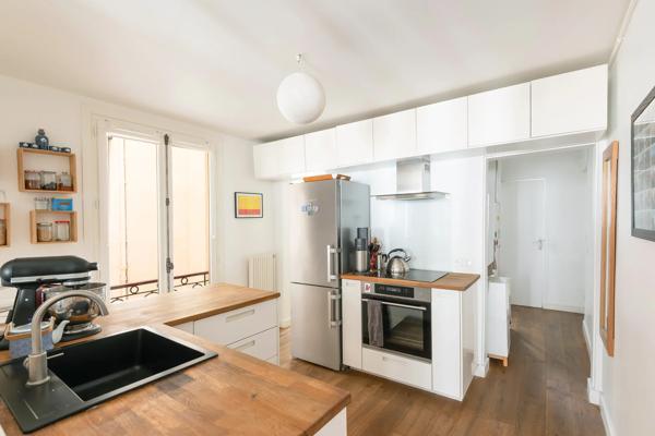 Appartement Paris 18 e - ABBESSES / LEPIC