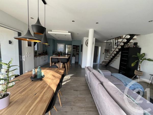 Maison à vendre  5 pièces - 130 m 2   MISEREY SALINES  - 25